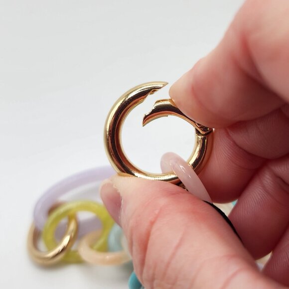 Open Edit Nordstrom Chunky Colorful Pastel Spring Link Necklace - Picture 4 of 6